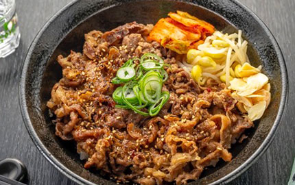 牛カルビ焼肉丼